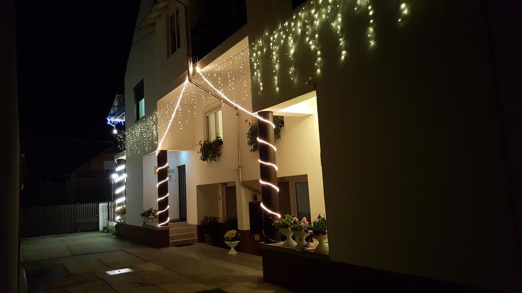 Anna vendégház Szeged Exterior foto