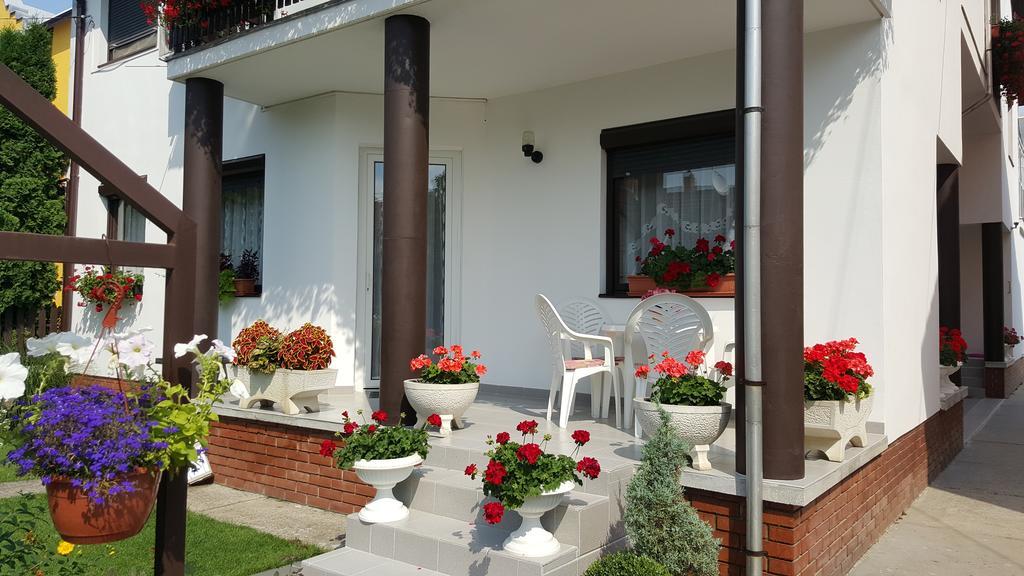 Anna vendégház Szeged Exterior foto